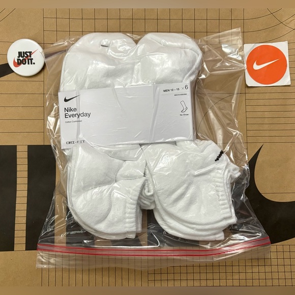 Nike dri-fit Everyday cotton cushioned No Show Ankle socks 6 pair pack - Picture 12 of 16
